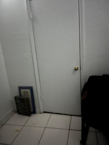 16200 NE 2ND Avenue, Miami, FL 33162