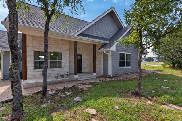 207 Deer Ridge DR, Burnet, TX 78611