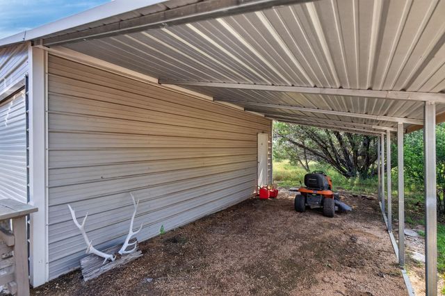 207 Deer Ridge DR, Burnet, TX 78611