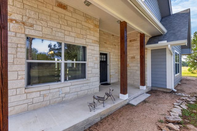207 Deer Ridge DR, Burnet, TX 78611