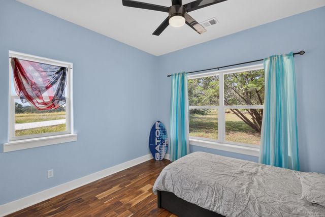 207 Deer Ridge DR, Burnet, TX 78611