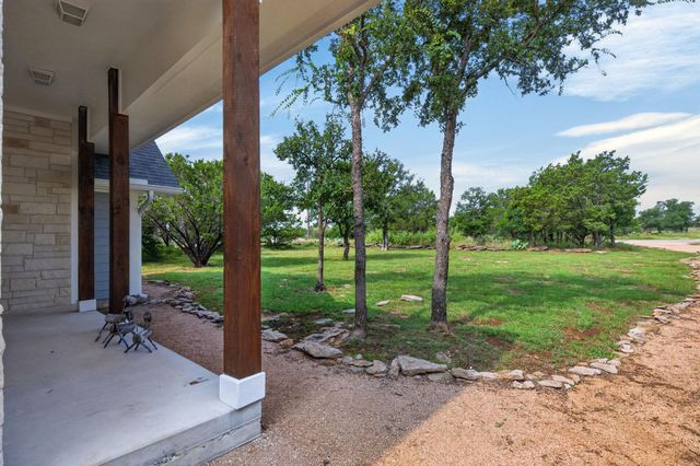 207 Deer Ridge DR, Burnet, TX 78611