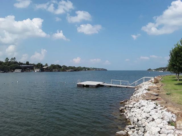 207 Deer Ridge DR, Burnet, TX 78611