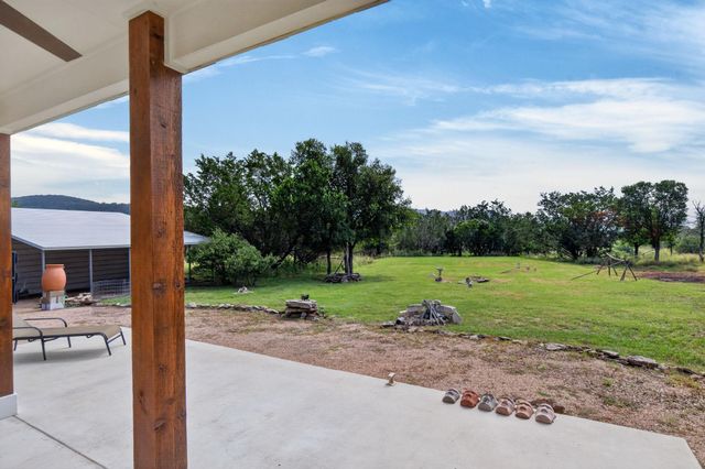 207 Deer Ridge DR, Burnet, TX 78611