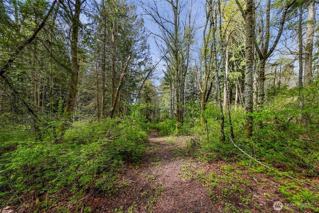 1800 40th Place, Bellingham, WA 98229