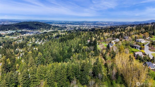 1800 40th Place, Bellingham, WA 98229