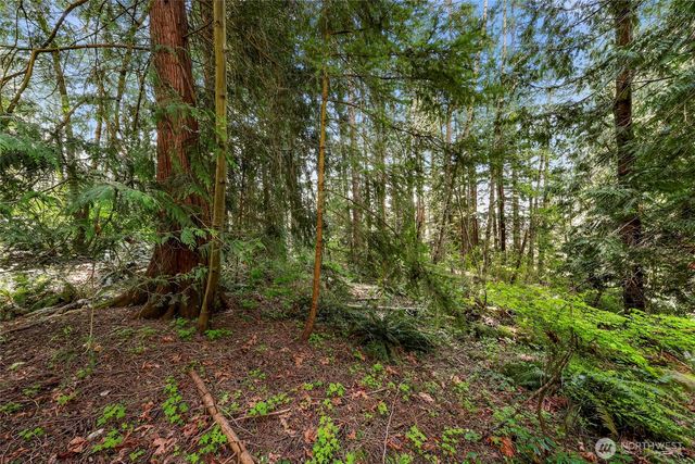 1800 40th Place, Bellingham, WA 98229