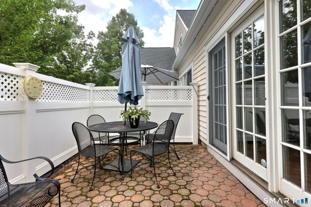 35 Southwick Court 35, Cheshire, CT 06410