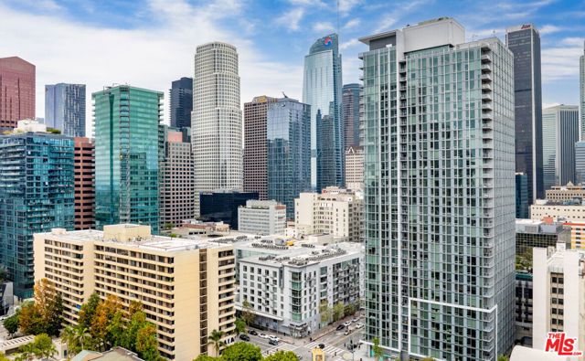 645 W 9th Street 422, Los Angeles, CA 90015