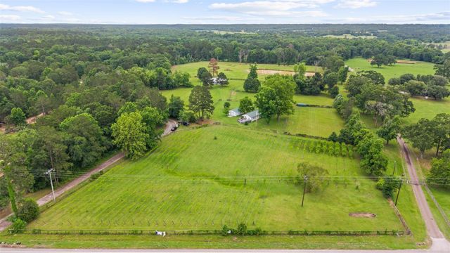 60 Pumpkin Church Road, New Waverly, TX 77358