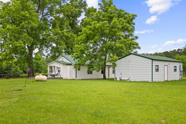 60 Pumpkin Church Road, New Waverly, TX 77358
