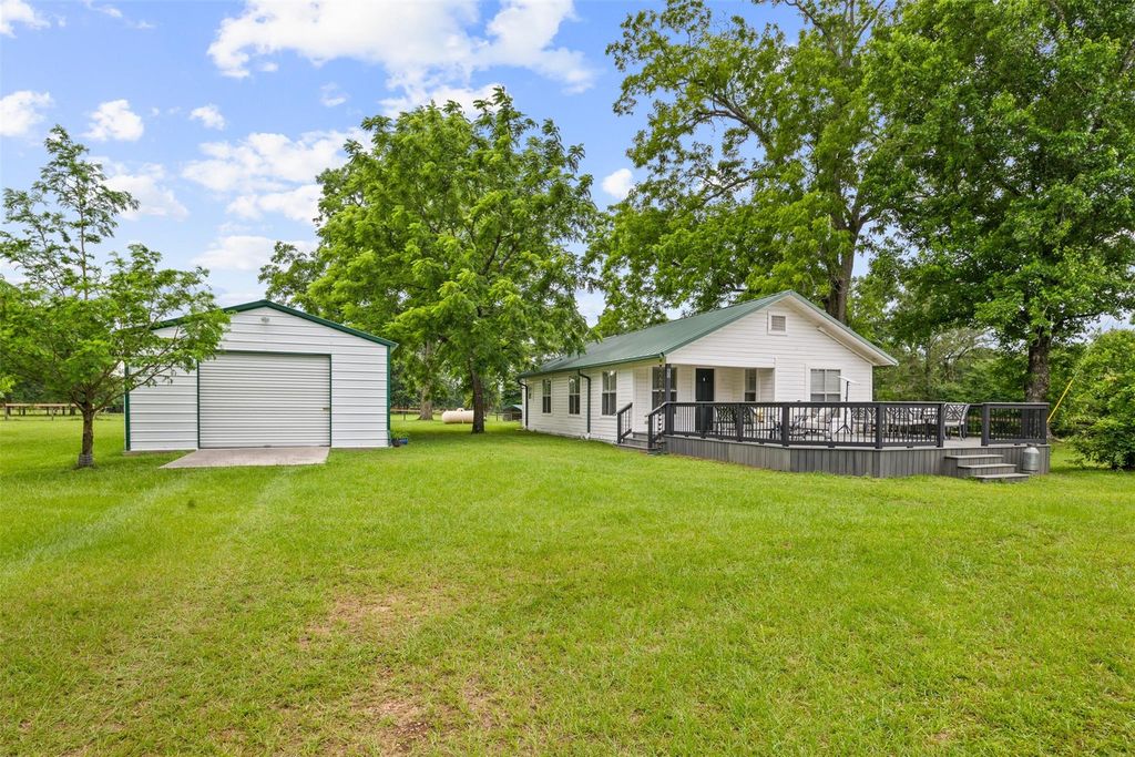 60 Pumpkin Church Road, New Waverly, TX 77358