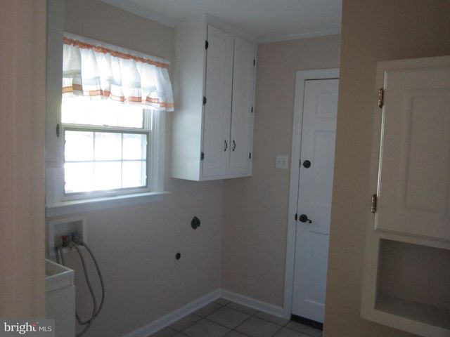 2226 DECATUR RD, Wilmington, DE 19810