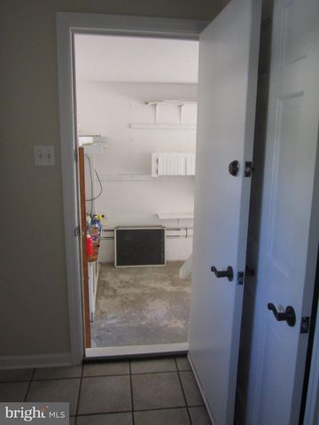 2226 DECATUR RD, Wilmington, DE 19810