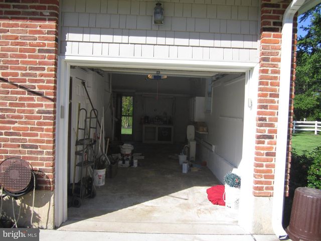 2226 DECATUR RD, Wilmington, DE 19810