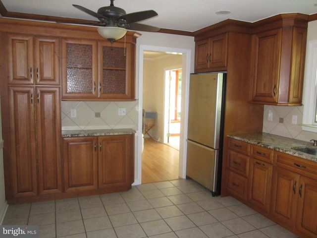 2226 DECATUR RD, Wilmington, DE 19810