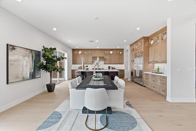 3690 Manzanita Way, Folsom, CA 95630