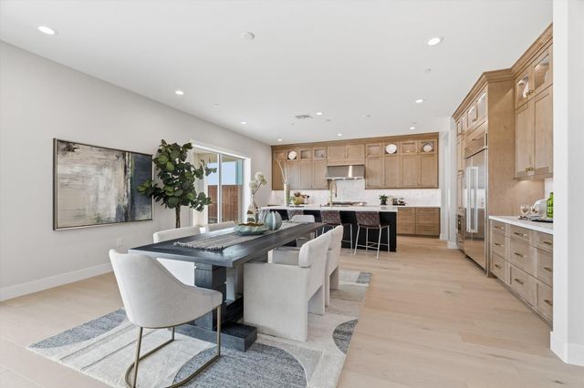 3690 Manzanita Way, Folsom, CA 95630