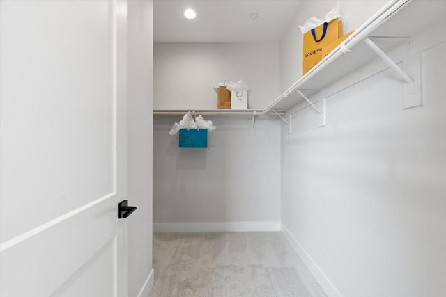 3690 Manzanita Way, Folsom, CA 95630