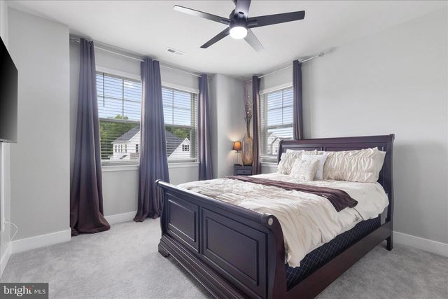 5680 LEWIS CARROLL DR, White Plains, MD 20695