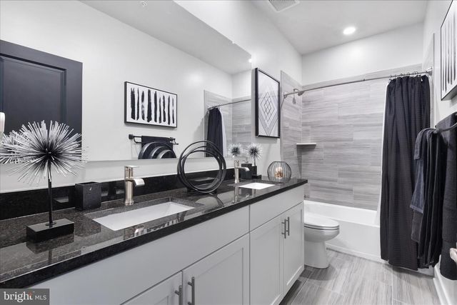 5680 LEWIS CARROLL DR, White Plains, MD 20695