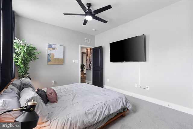 5680 LEWIS CARROLL DR, White Plains, MD 20695