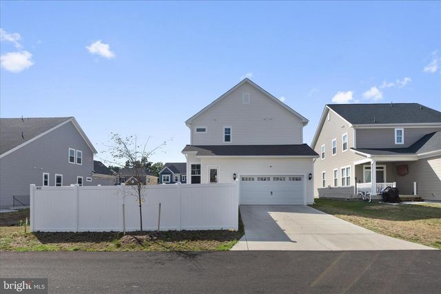 5680 LEWIS CARROLL DR, White Plains, MD 20695