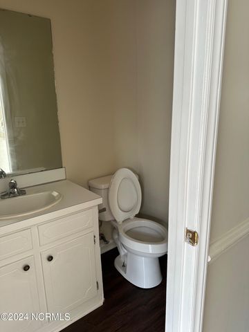 3935 Sterling Pointe Drive Ttt1, Winterville, NC 28590