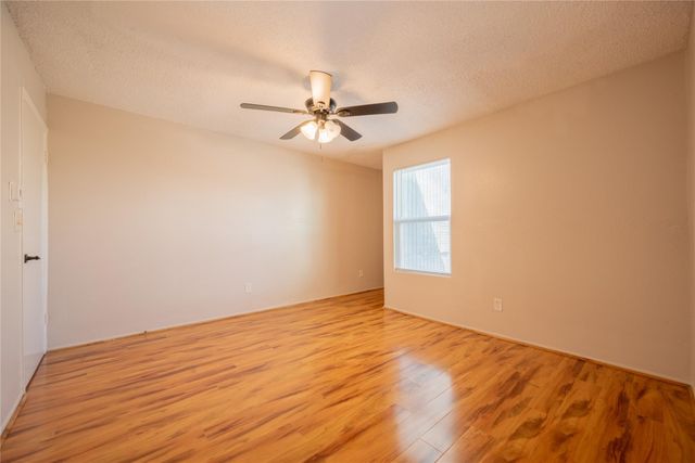 781 Country Place Drive 2052, Houston, TX 77079