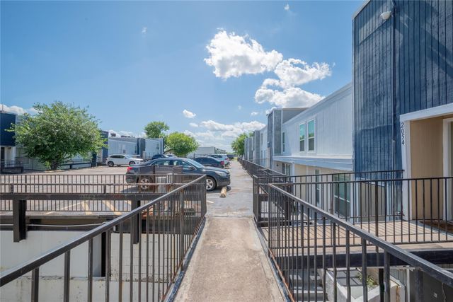 781 Country Place Drive 2052, Houston, TX 77079