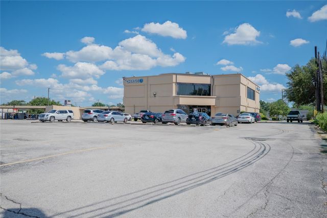 781 Country Place Drive 2052, Houston, TX 77079