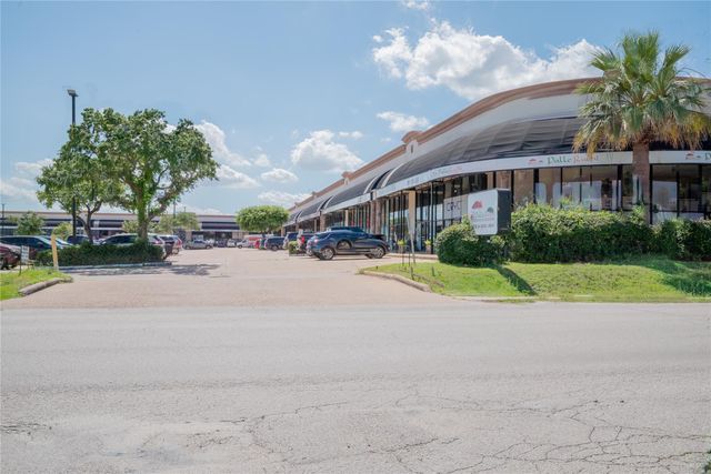 781 Country Place Drive 2052, Houston, TX 77079