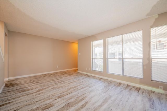 781 Country Place Drive 2052, Houston, TX 77079