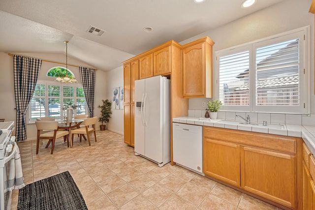 407 Kier Ct, Lincoln, CA 95648