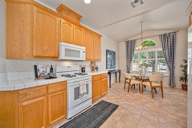 407 Kier Ct, Lincoln, CA 95648