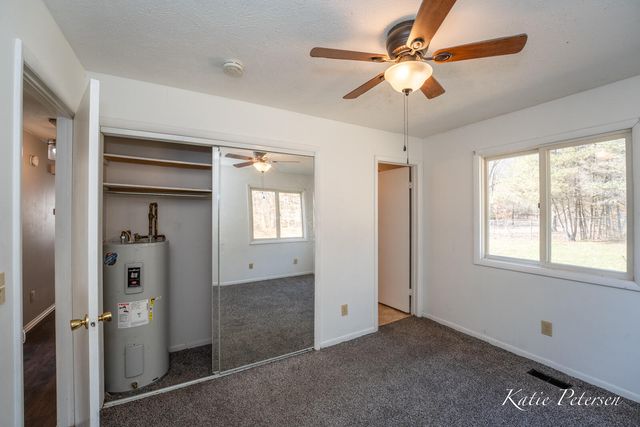 3501 15 Mile Road Ne, Algoma Twp, MI 49319