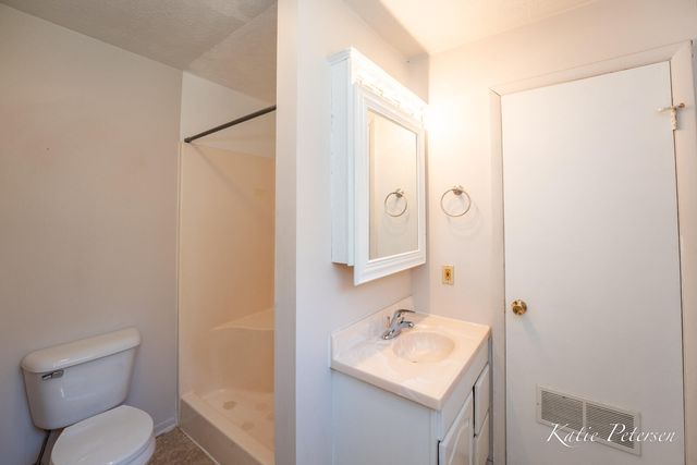 3501 15 Mile Road Ne, Algoma Twp, MI 49319