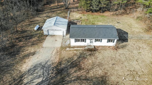 3501 15 Mile Road Ne, Algoma Twp, MI 49319