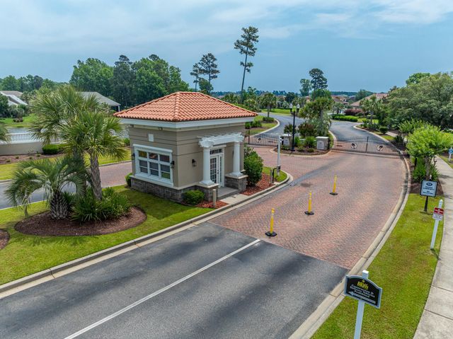 616 Edgecreek Dr., Myrtle Beach, SC 29579