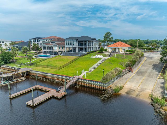 616 Edgecreek Dr., Myrtle Beach, SC 29579