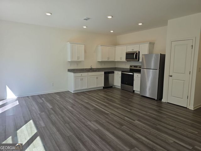 3560 Eagle Court SW, Atlanta, GA 30331