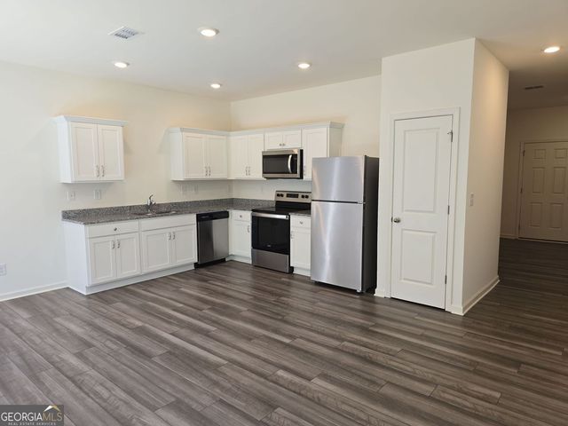 3560 Eagle Court SW, Atlanta, GA 30331