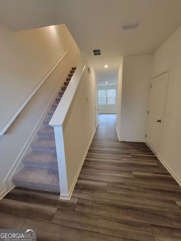 3560 Eagle Court SW, Atlanta, GA 30331