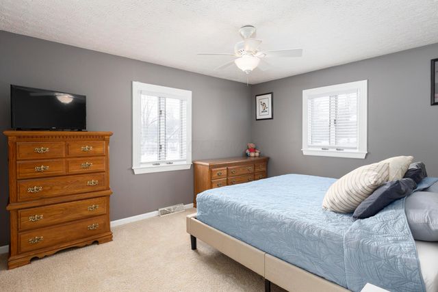 6435 Harlem Road, New Albany, OH 43054
