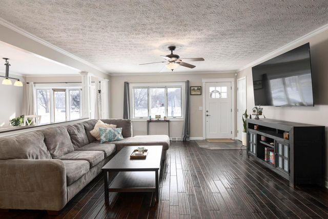 6435 Harlem Road, New Albany, OH 43054