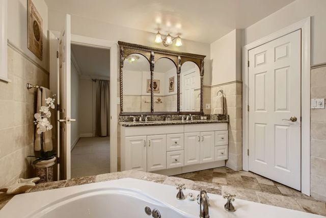 9529 Keystone Avenue, Skokie, IL 60076