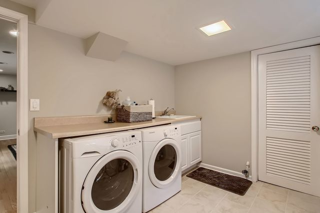 9529 Keystone Avenue, Skokie, IL 60076