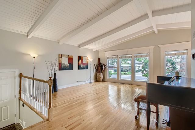 9529 Keystone Avenue, Skokie, IL 60076