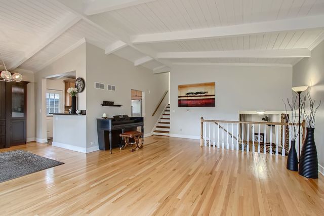 9529 Keystone Avenue, Skokie, IL 60076