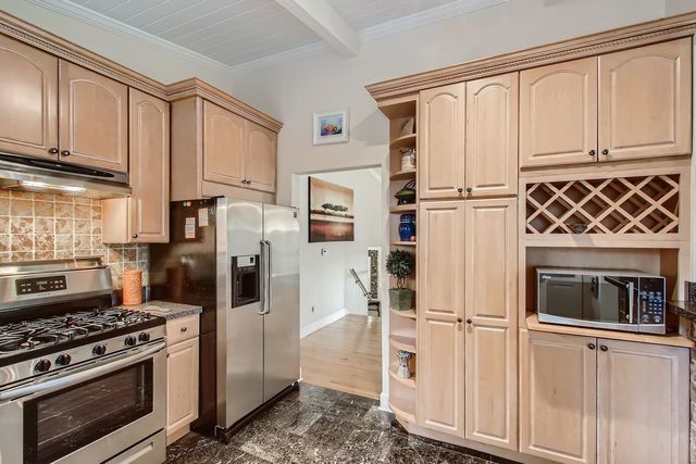 9529 Keystone Avenue, Skokie, IL 60076